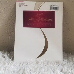 Womens vintage hanes silk reflection sheer collection Pearl Panty Hose size AB
